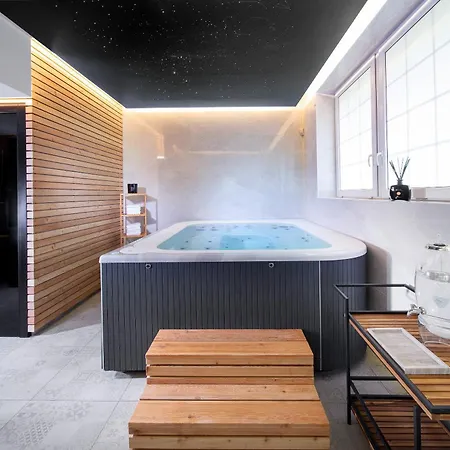 Imperial & מלון 4*