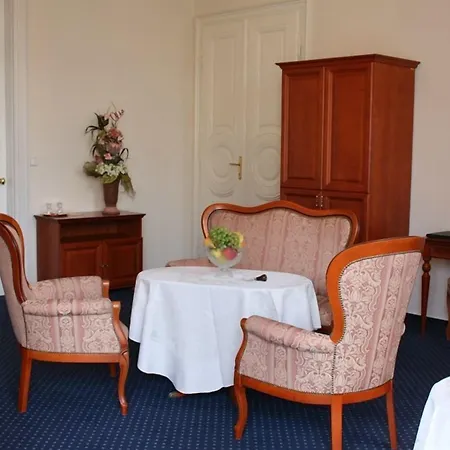 Hotel Imperial &