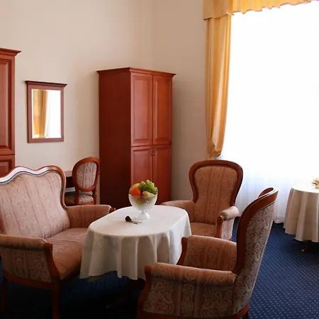 Imperial & מלון Františkovy Lázně